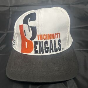 VTG Cincinnati Bengals NFL Pro Line Snapback Hat Cap White Adjustable